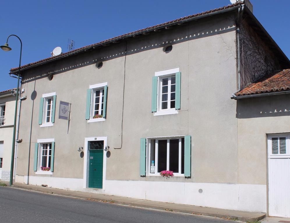 Fleur De Lys Panzió Ansac-sur-Vienne Kültér fotó